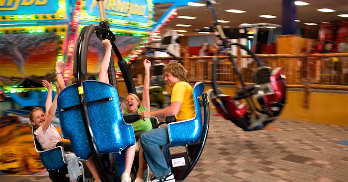 Knuckleheads Trampoline Park Rides Bowling Picture 10