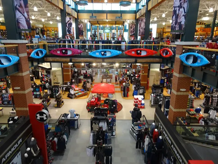 DICK'S Sporting Goods Picture 7