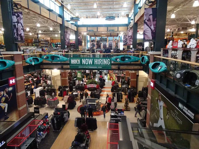 DICK'S Sporting Goods Picture 10