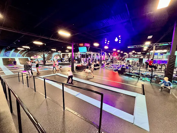 Sky Zone Trampoline Park Picture 5