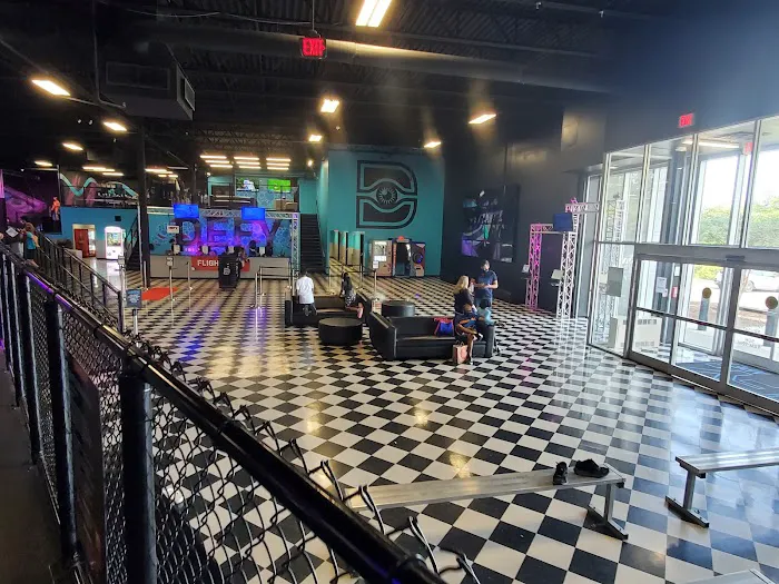Sky Zone Trampoline Park Picture 4