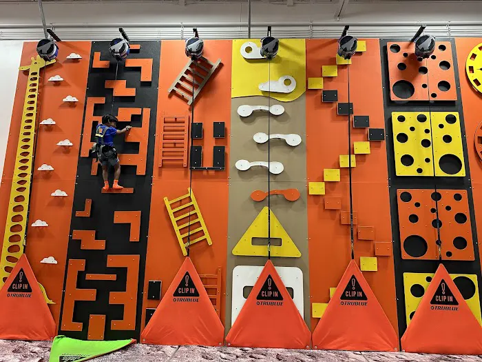 Big Air Trampoline Park, Raleigh Picture 9