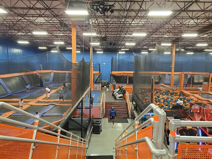 Sky Zone Trampoline Park Picture 5