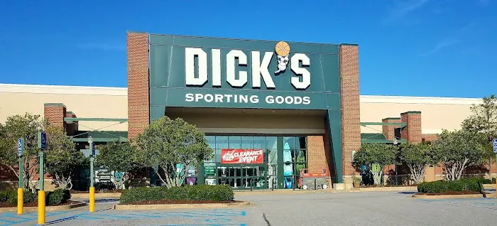 DICK'S Sporting Goods Picture 5