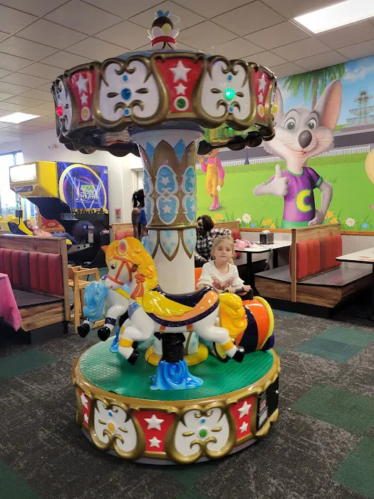 Chuck E. Cheese Picture 3