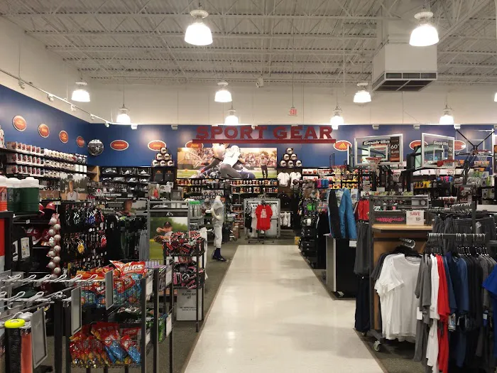 DICK'S Sporting Goods Picture 6