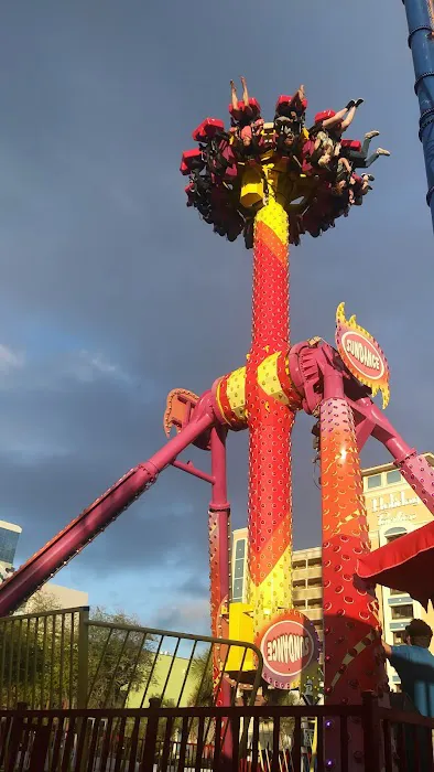 Free Fall Thrill Park Picture 6