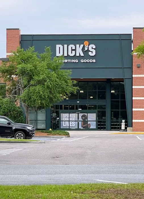 DICK'S Sporting Goods Picture 10