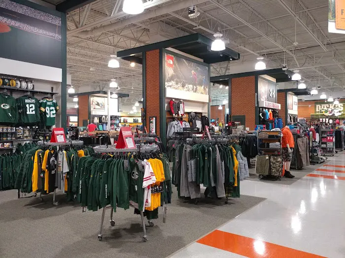 DICK'S Sporting Goods Picture 9