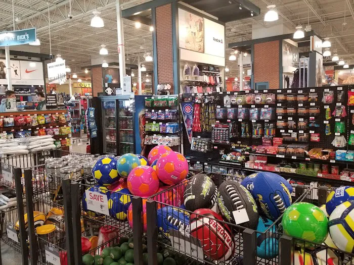 DICK'S Sporting Goods Picture 7