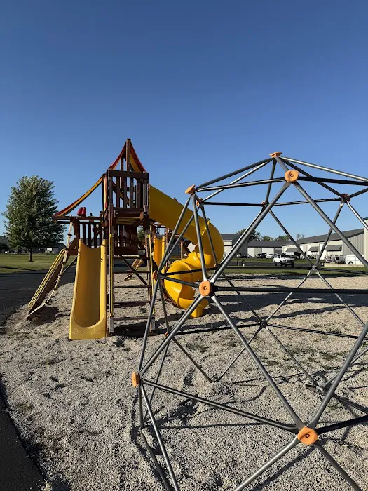 Rainbow Play Systems of NE Wisconsin Picture 4