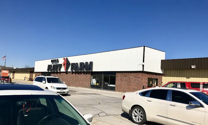 Fleet Farm Picture 7