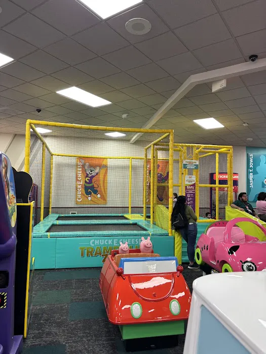 Chuck E. Cheese Picture 6