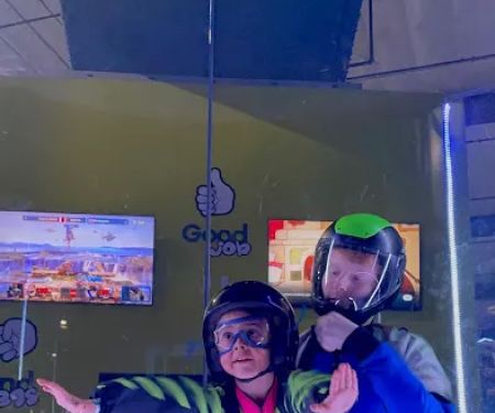 UA Indoor SkyDiving