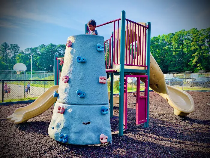 Luddy Park Picture 4
