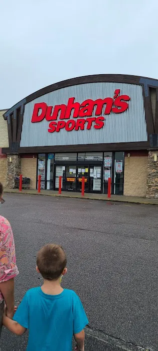 Dunham's Sports Picture 3