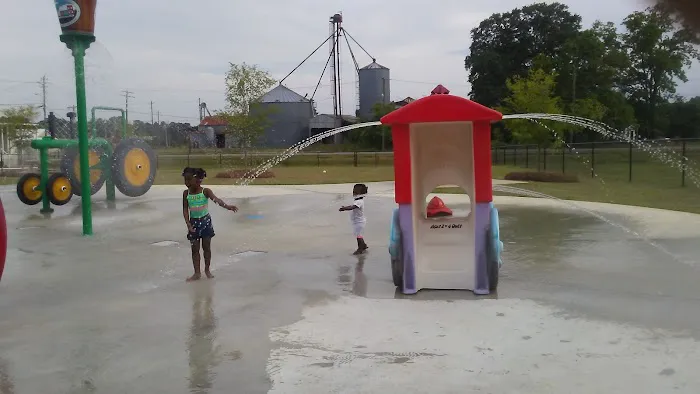 Sylvester Splash Park Picture 2