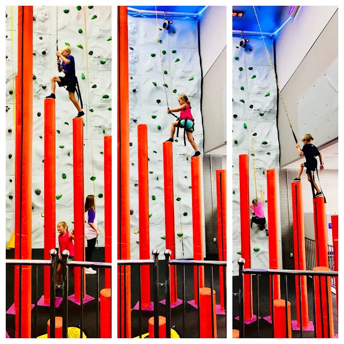 Axtion Air Jump & Sports Trampoline Park Picture 10