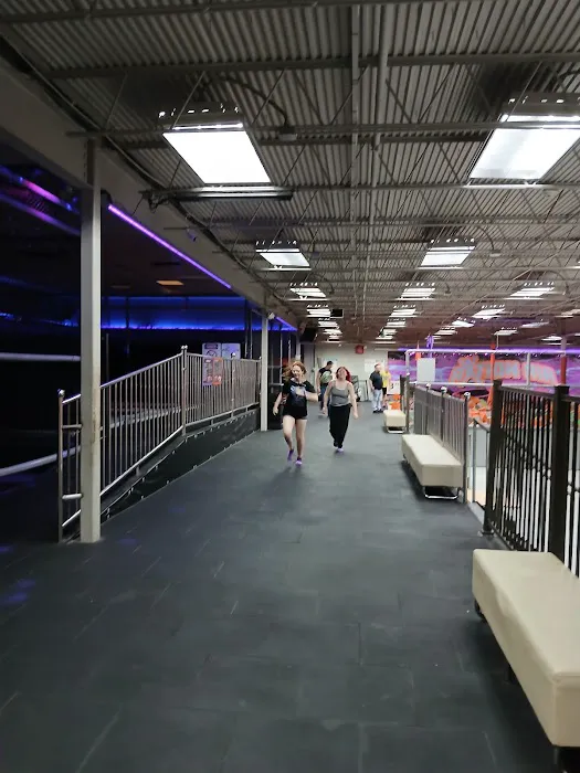 Axtion Air Jump & Sports Trampoline Park Picture 4