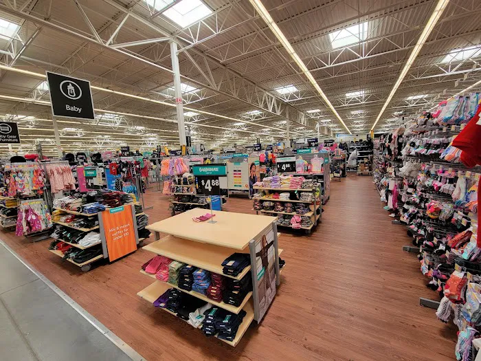Walmart Supercenter Picture 10