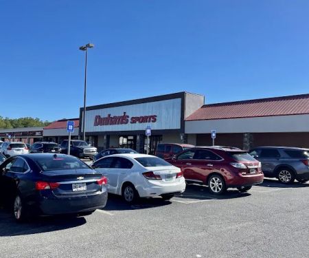 Dunham's Sports