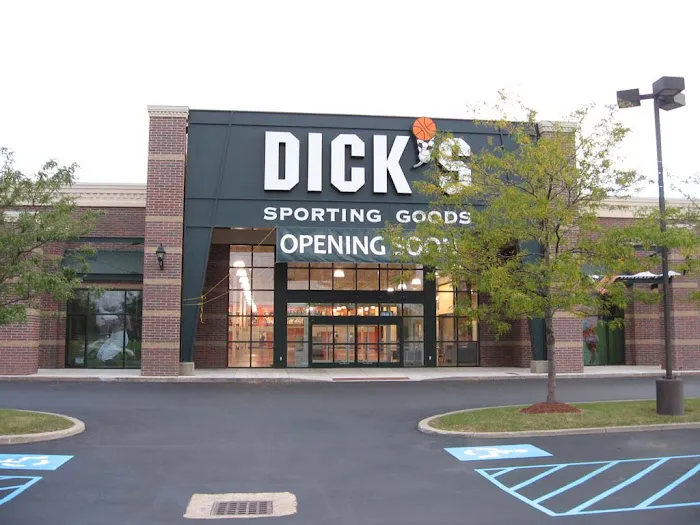 DICK'S Sporting Goods Picture 8