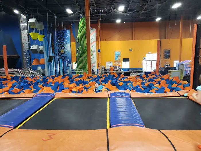 Sky Zone Lancaster Picture 7