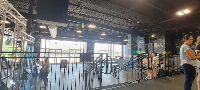 Elevate Trampoline Park Picture 7