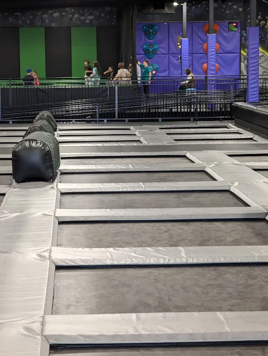 Elevate Trampoline Park Picture 9