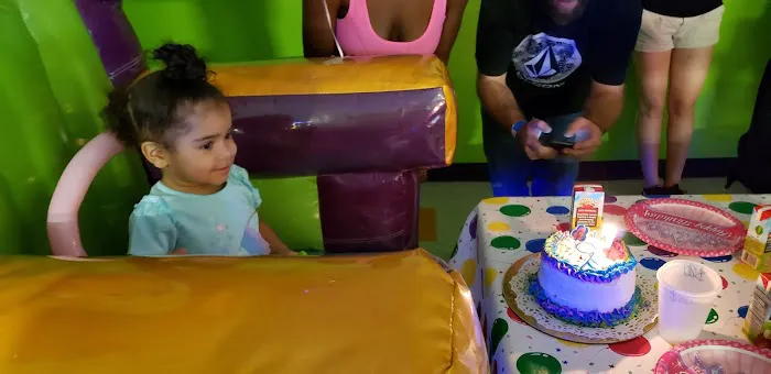 Bounce Parties and Games Picture 4