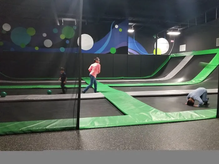 Sky Zone Trampoline Park Picture 3