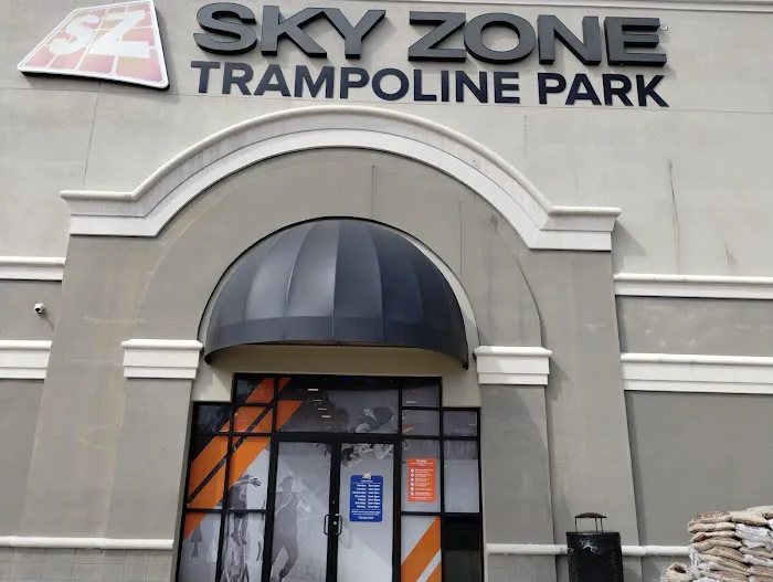 Sky Zone Trampoline Park Picture 9