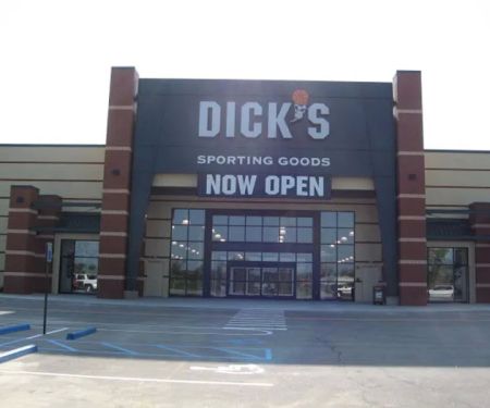 DICK'S Sporting Goods