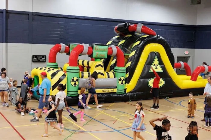 Tri Lake Inflatables Picture 8