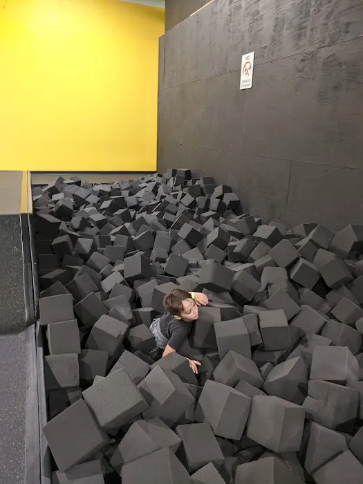 Get Air Trampoline Park Picture 10