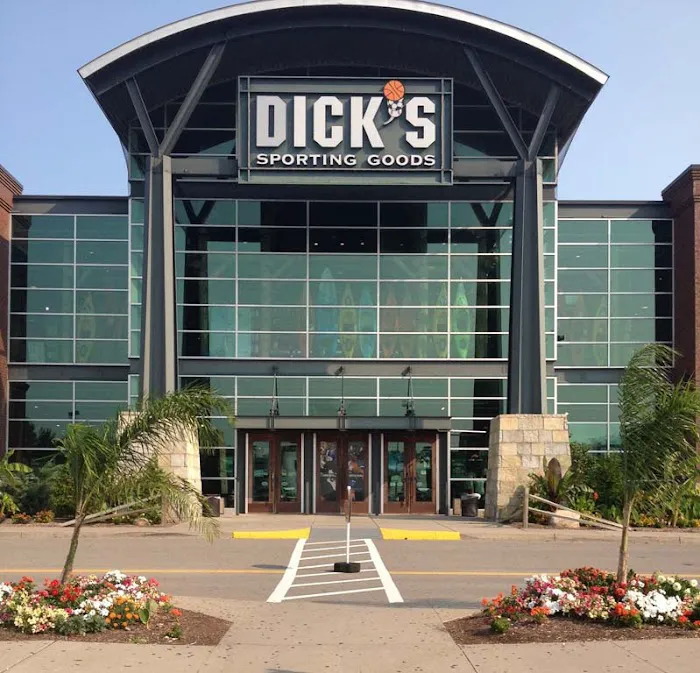 DICK'S Sporting Goods Picture 9