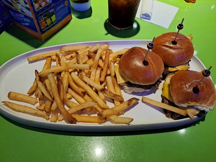 Dave & Buster's Rochester Picture 5