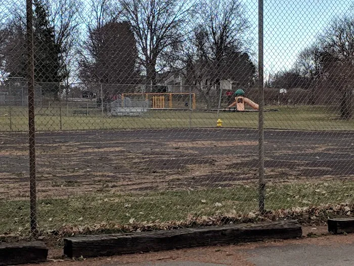 Schantz Park Picture 7