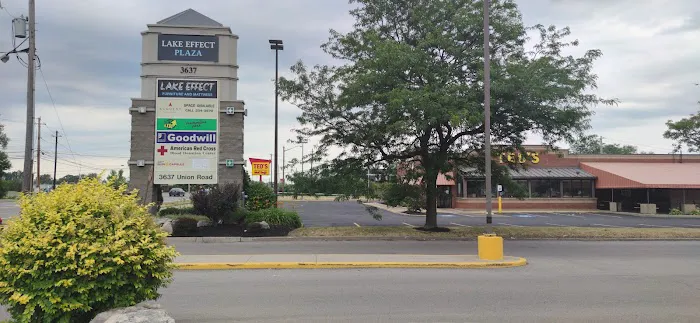 Union Road Plaza Picture 2