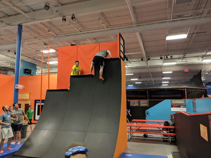 Sky Zone Trampoline Park Picture 9