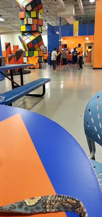 Sky Zone Trampoline Park Picture 4