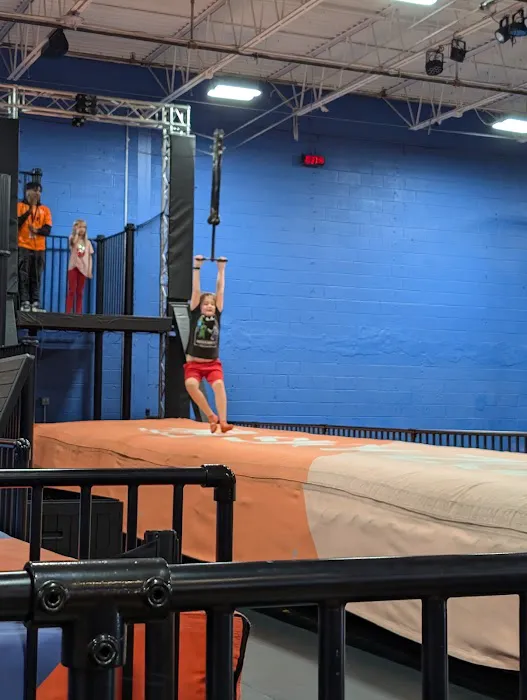 Sky Zone Trampoline Park Picture 5