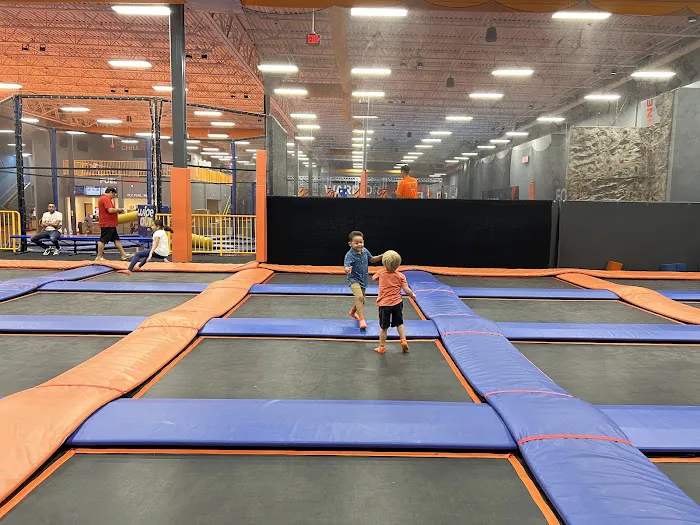 Sky Zone Trampoline Park Picture 8