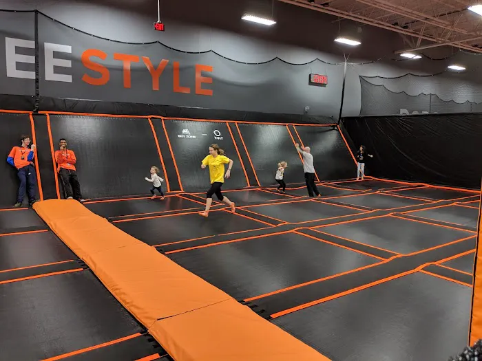 Sky Zone Trampoline Park Picture 2