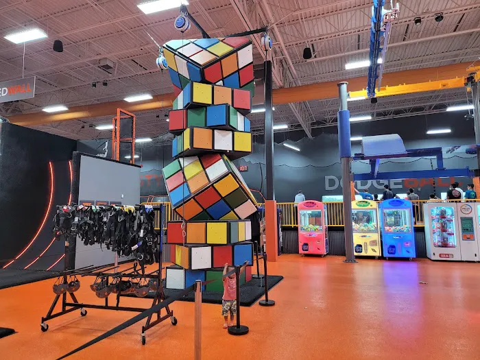 Sky Zone Trampoline Park Picture 5