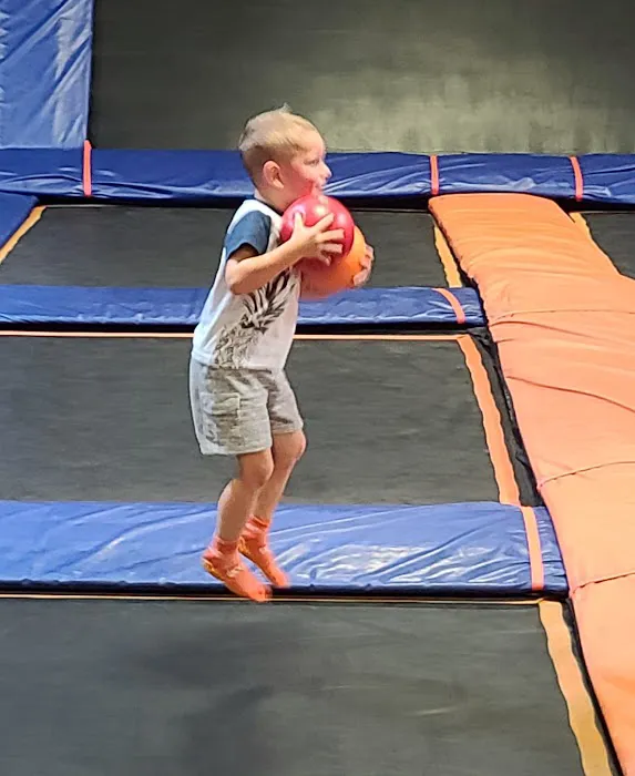 Sky Zone Timonium Picture 6