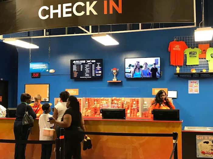 Sky Zone Timonium Picture 9
