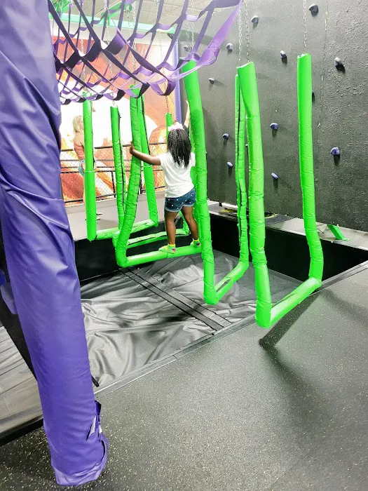 Get Air Trampoline Park Picture 7