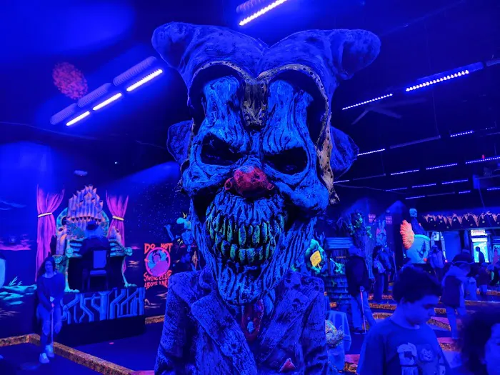 Monster Mini Golf Chantilly Picture 3