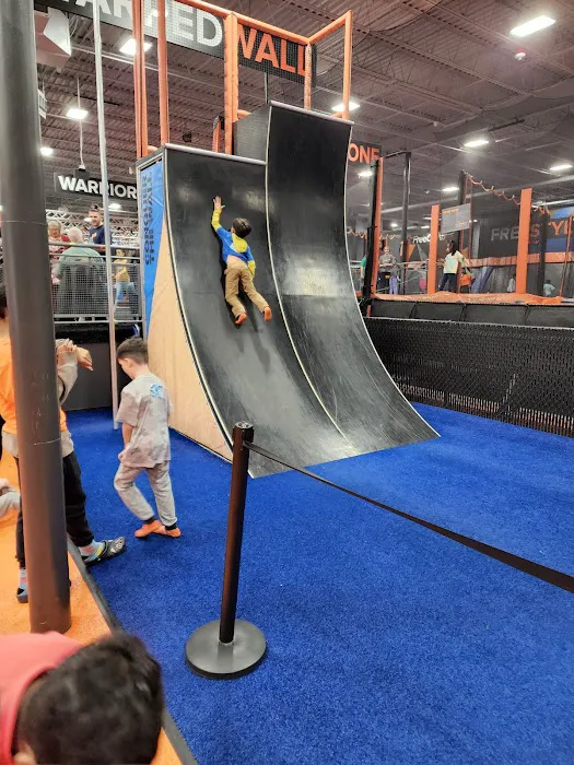 Sky Zone Trampoline Park Picture 3